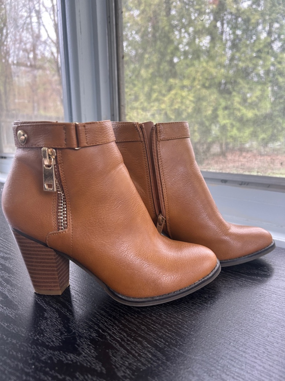 Apt. 9 Women's Tan Faux Leather Ankle Booties with Block Heel